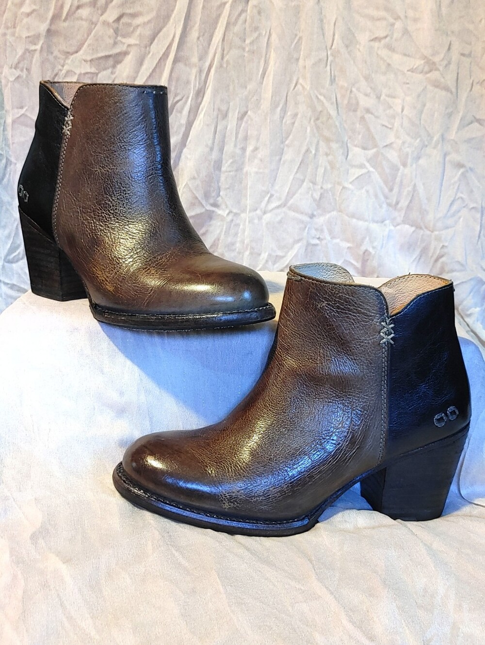 Bed Stu Yell Two-Tone Leather Booties Size 7.5 (RUNS SMALL / Fits Like 6.5/7)